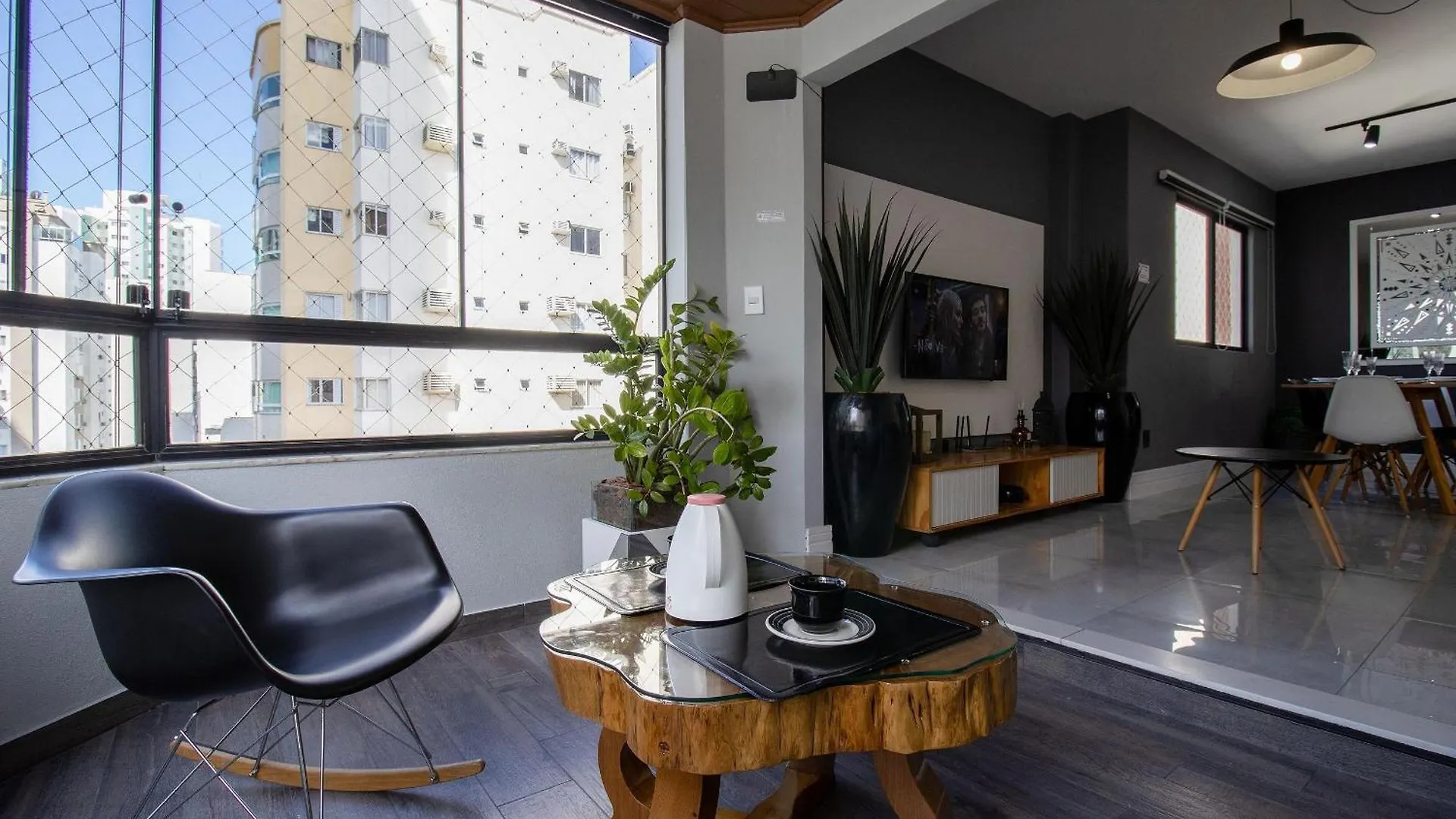 Dge92 - Elegante, 2 Dorm, Churrasqueira Na Sacada Balneário Camboriú